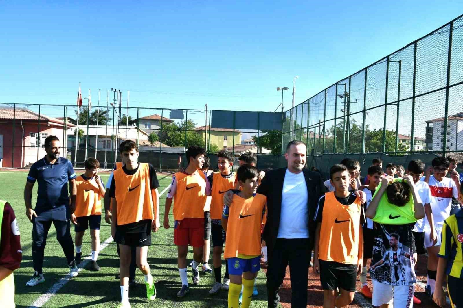 Yeşilyurt Spor’un Gençler Akademi Seçmeleri yoğun katılımla gerçekleştirildi
?v=1