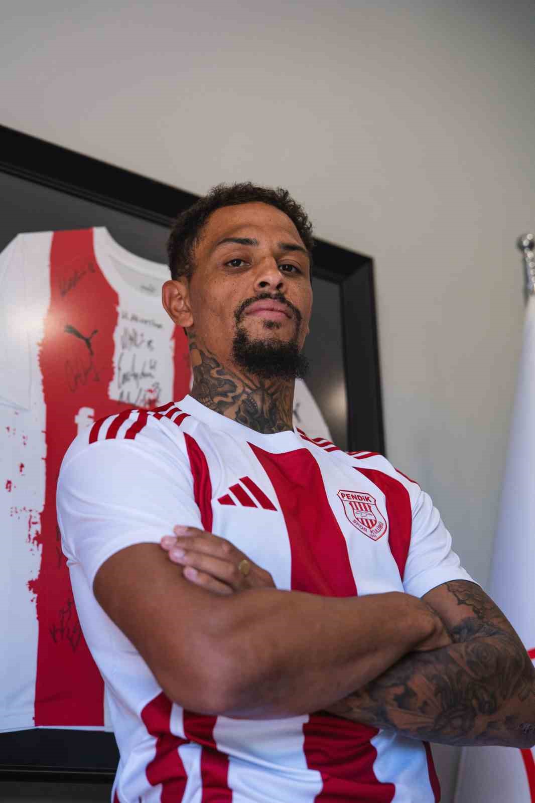 Pendikspor, Jonson Clarke Harris ile sözleşme imzaladı
?v=1