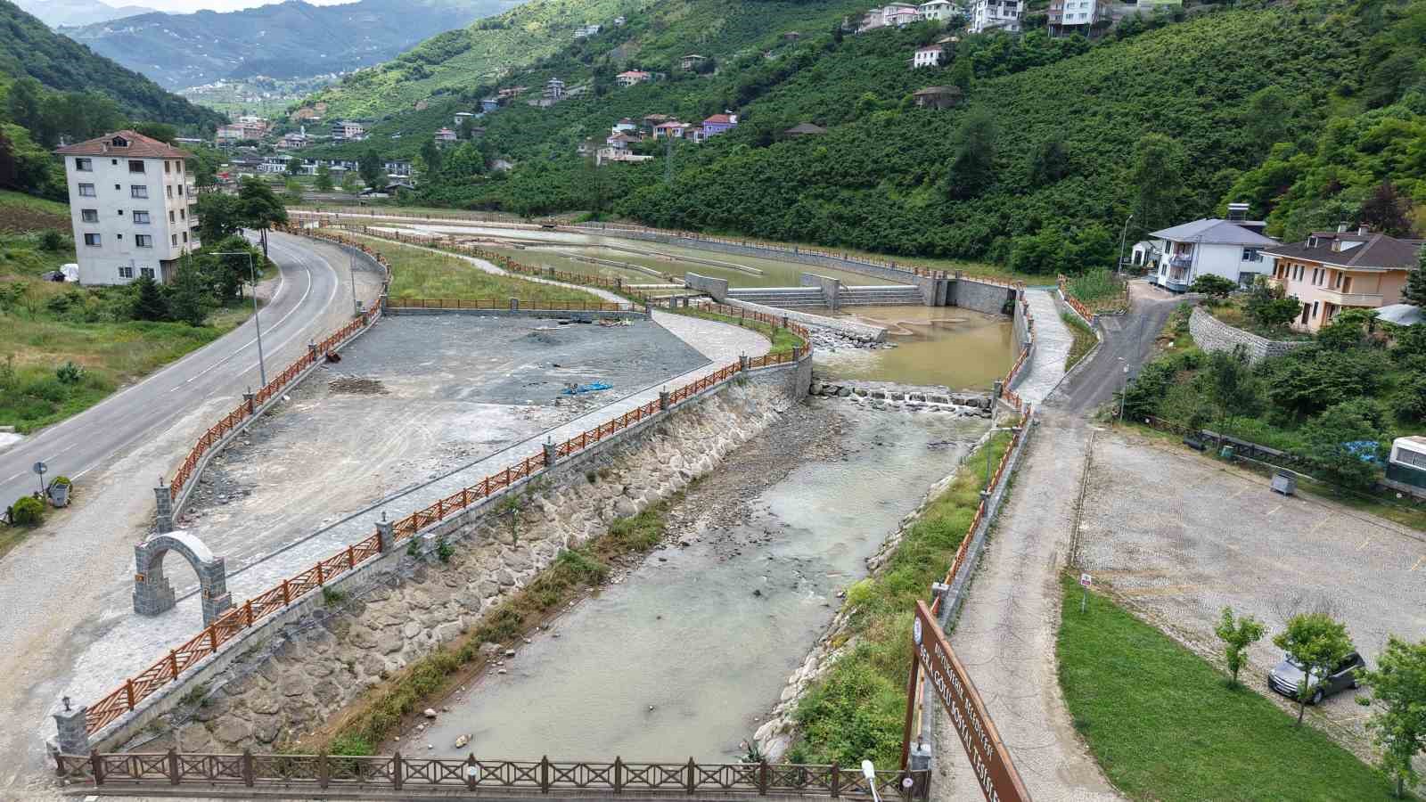 Sera Gölü’nde büyük tehdit: Bataklığa dönüşebilir
?v=1