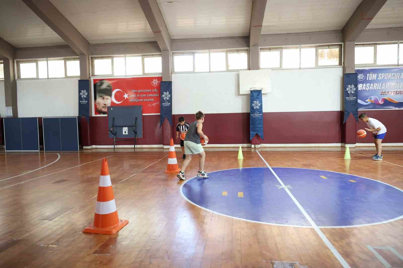 Başkan Çerçioğlu’ndan çocuklara yaz tatilinde spor desteği
?v=1