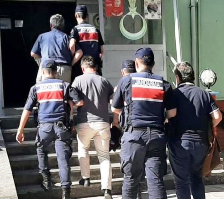 Kütahya’da zimmet operasyonu: 2 kişi tutuklandı
?v=1