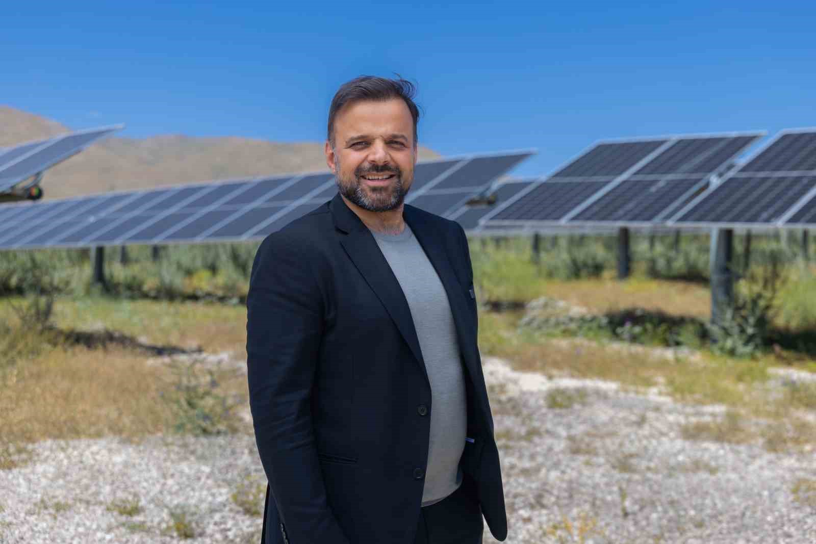 Turkcell’in 3’üncü güneş enerjisi santrali, Van’da devreye alındı
?v=1