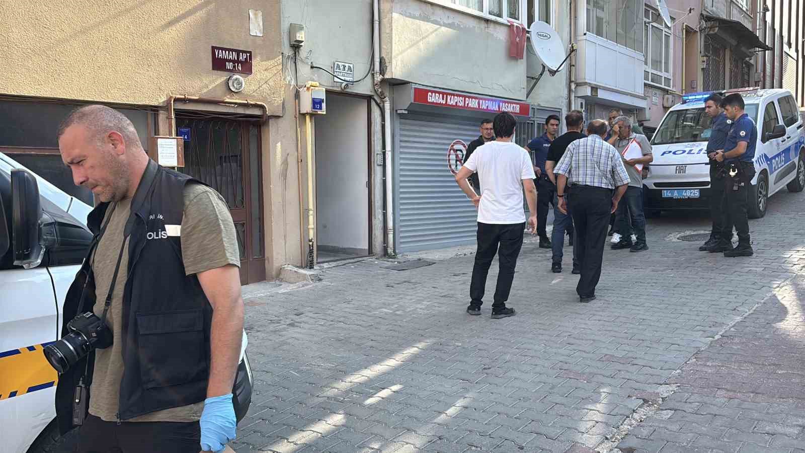 37 yaşındaki şahıs evinde ölü bulundu
?v=1