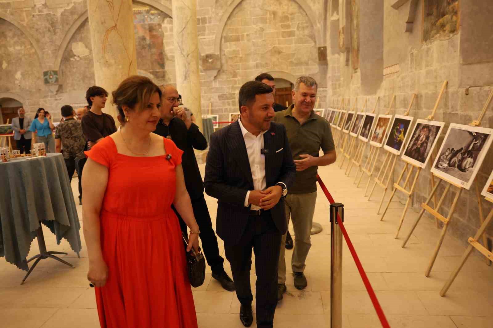 Kapadokya 10. Uluslararası fotoğraf yarışması sergisi açıldı
?v=1
