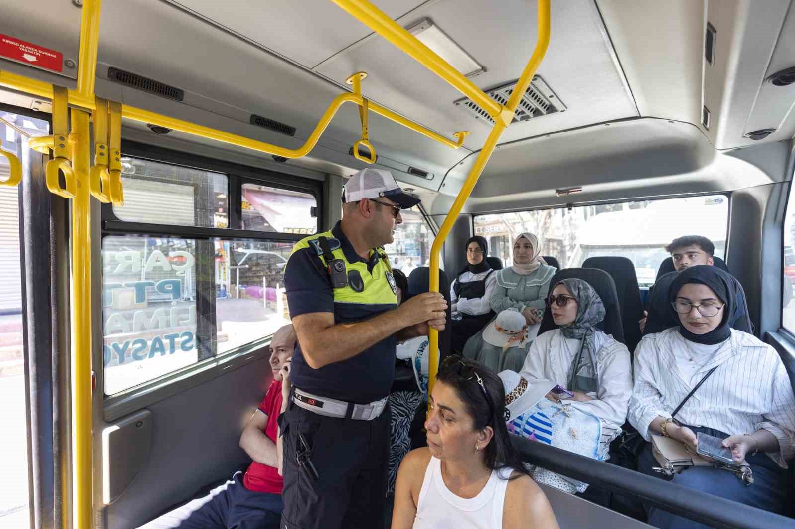 Mersin’de toplu taşıma araçlarında klima denetimi
?v=1