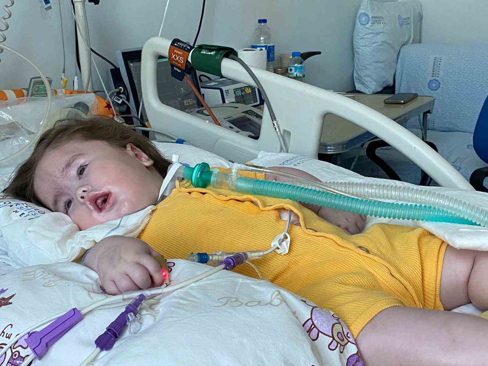 İzmir’de Özel Karataş Hastanesinde yoğun bakım skandalı: Minik Vedat 1 yıldır komada
?v=1
