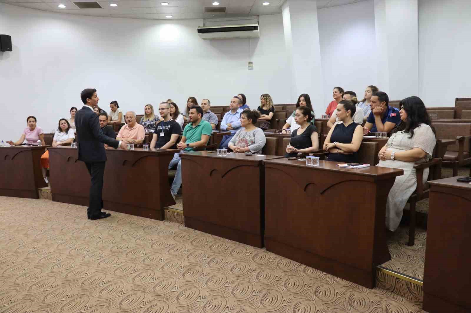 Nazilli Belediyesi personeline kişisel gelişim ve kurum içi iletişim eğitimi
?v=1