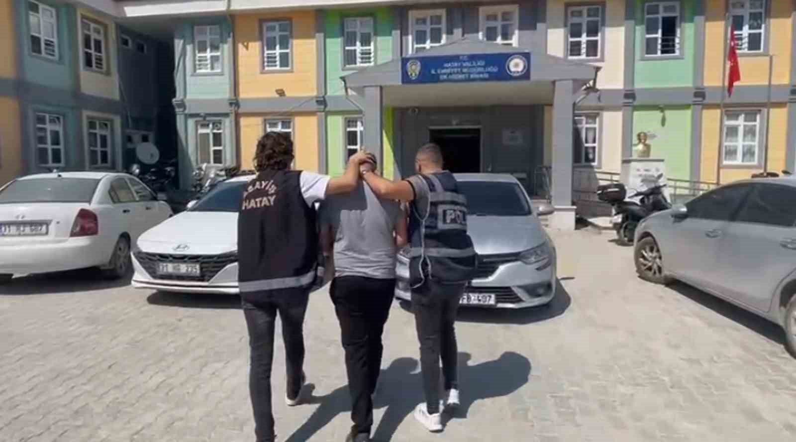 18 yıl hapis cezası ile aranıyordu Antakya’da yakalandı
?v=1