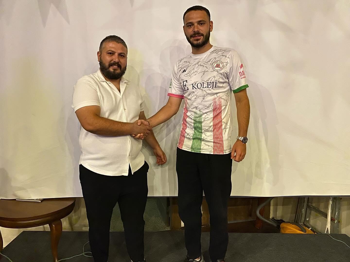 Isparta 32 Spor, 3 futbolcuyu kadrosuna kattı
?v=1