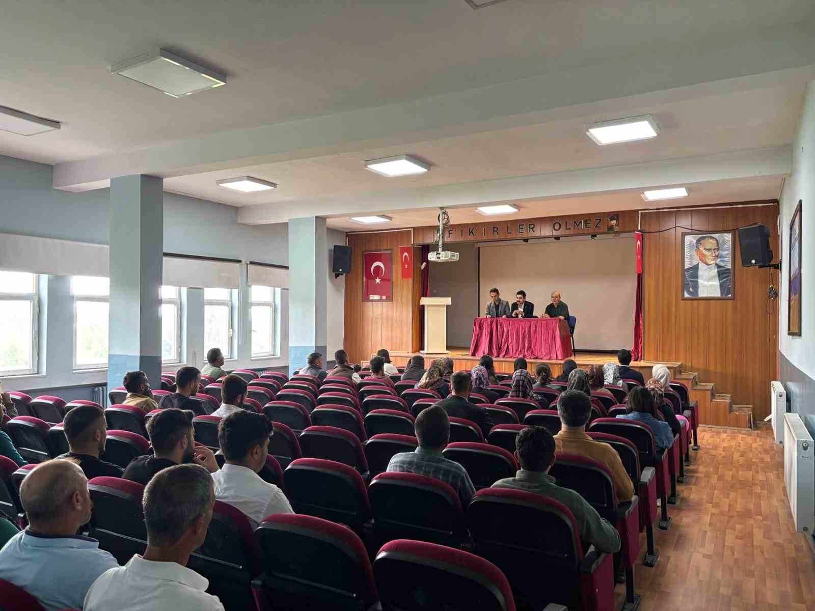 Susuz’da İşgücü Uyum Programı Toplantısı gerçekleştirildi
?v=1