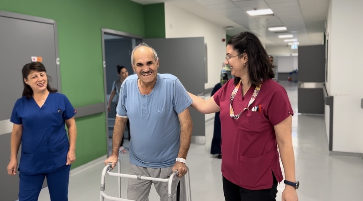 Yüksekten düştü, 2 gün sonra ayağa kalktı
?v=1