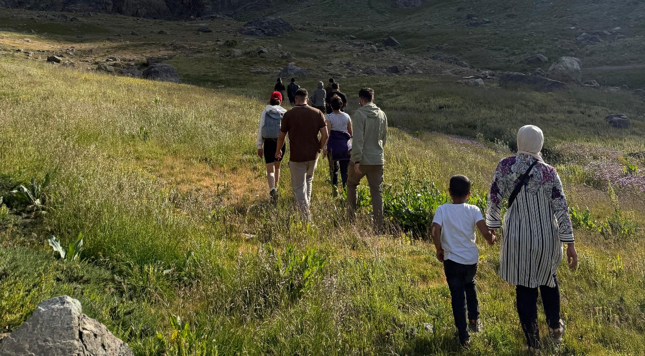 3 bin 500 rakımlı Sat Gölleri’nde doğa yürüyüşü
?v=1