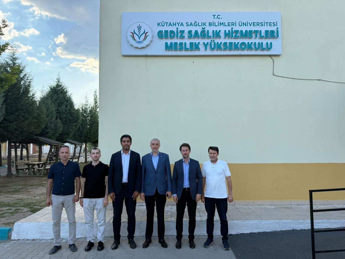 Gediz Sağlık Hizmetleri MYO’ya iki yeni bölüm müjdesi
?v=1