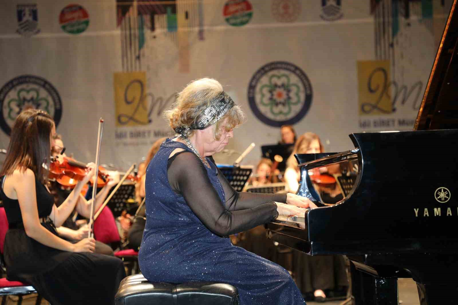 İdil Biret Müzik Festivali 18 Temmuz’da başlıyor
?v=1