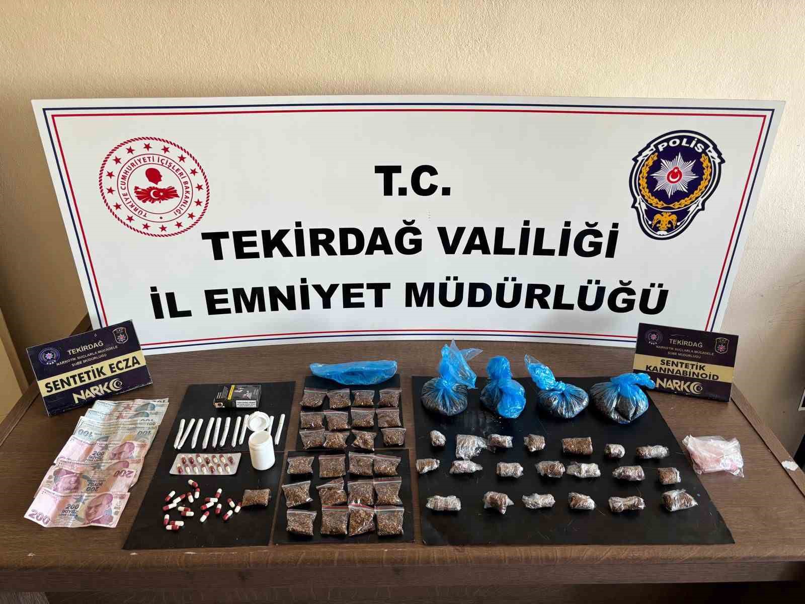 Tekirdağ’da uyuşturucu operasyonunda 3 kişi tutuklandı
?v=1