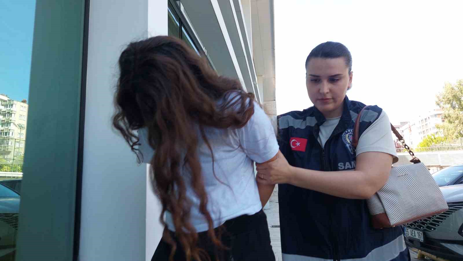 Uyuşturucu ticaretinden gözaltına alınan kadın tutuklandı
?v=1