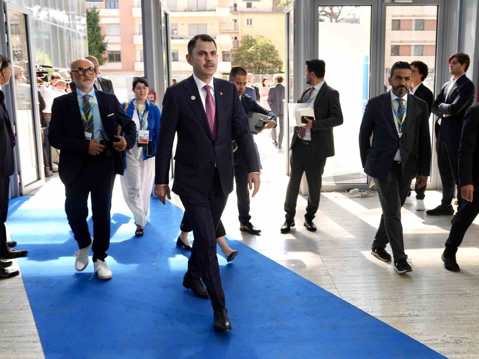 Bakan Kurum, Roma’da düzenlenen 2025 Ukrayna’nın Yeniden İnşası Konferansı’na katıldı
