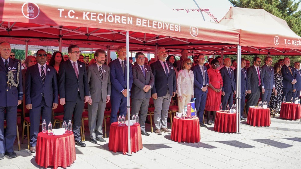 Srebrenitsa Soykırımı kurbanları Keçiören’de anıldı
?v=1