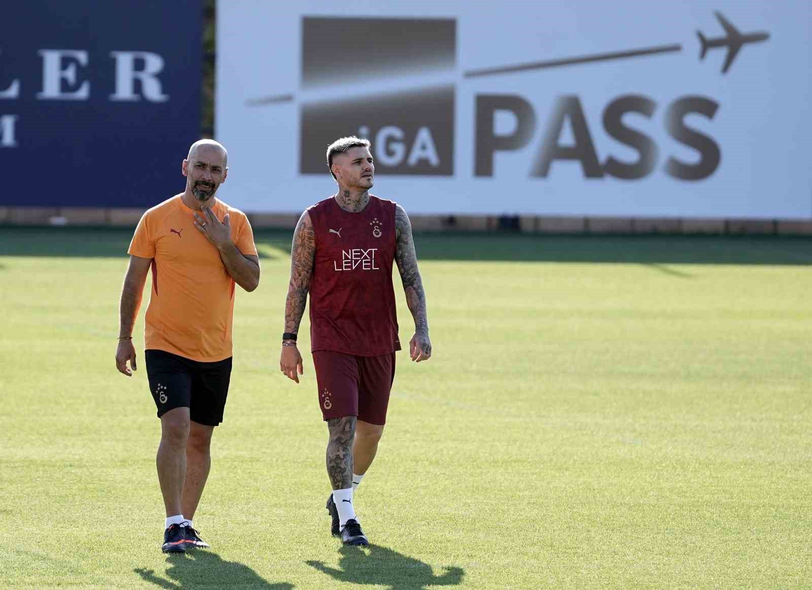 Galatasaray yeni sezon hazırlıklarını sürdürdü
?v=1