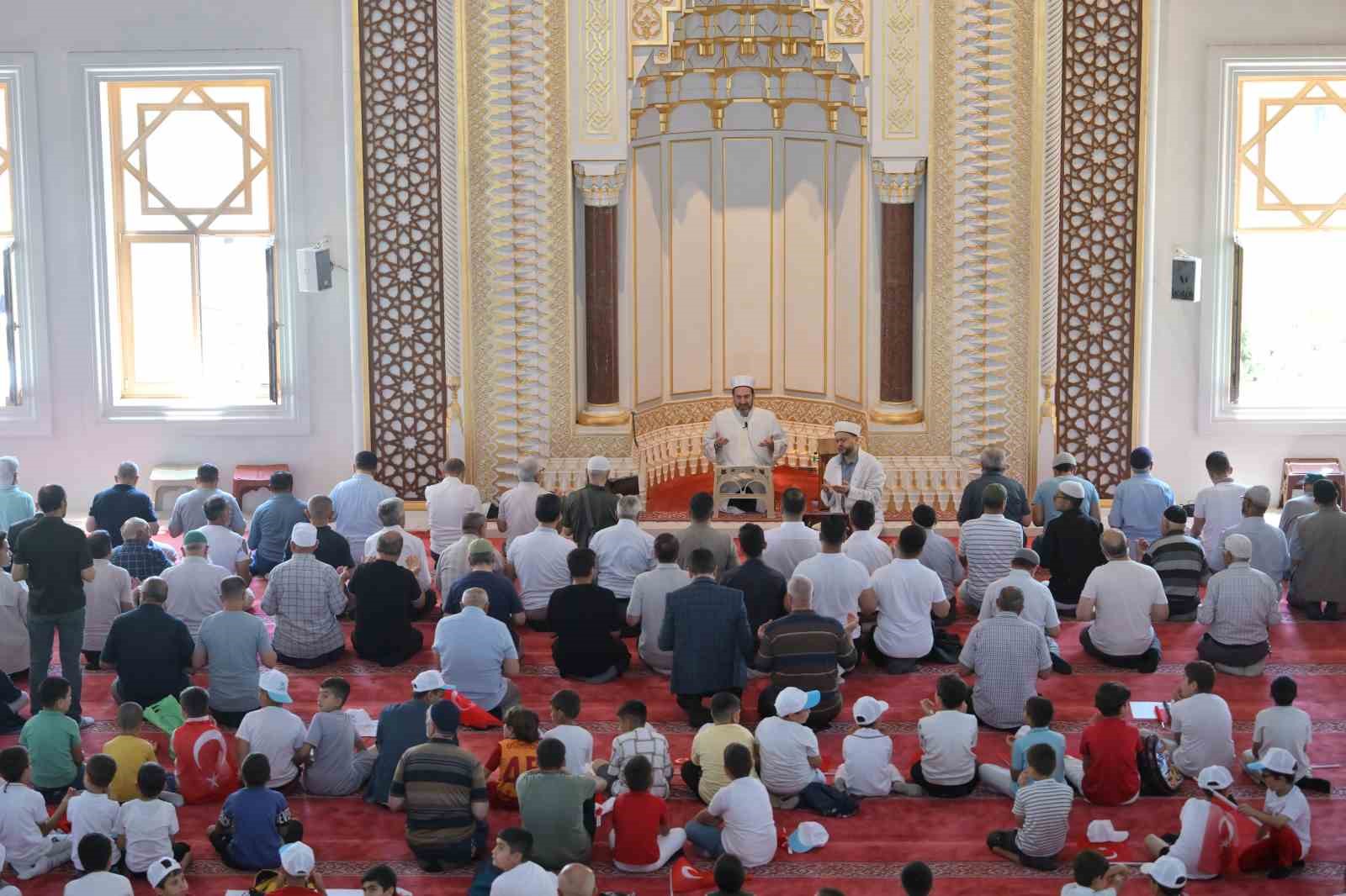 Esenyurt’ta 15 Temmuz şehitleri dualarla anıldı
?v=1