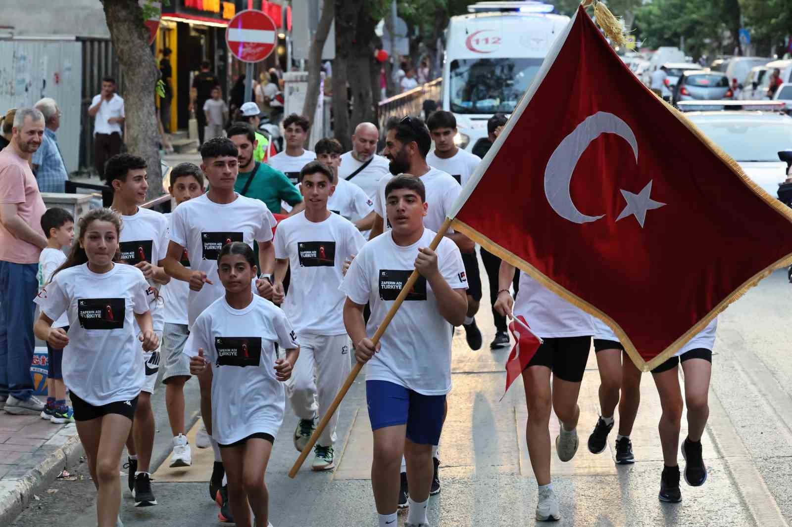 Manisa’da ‘15 Temmuz Sancak Koşusu’ yapıldı
?v=1