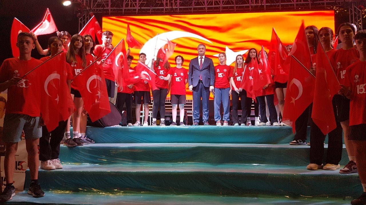 Karabük’te 15 Temmuz Demokrasi ve Milli Birlik Günü programı
?v=1