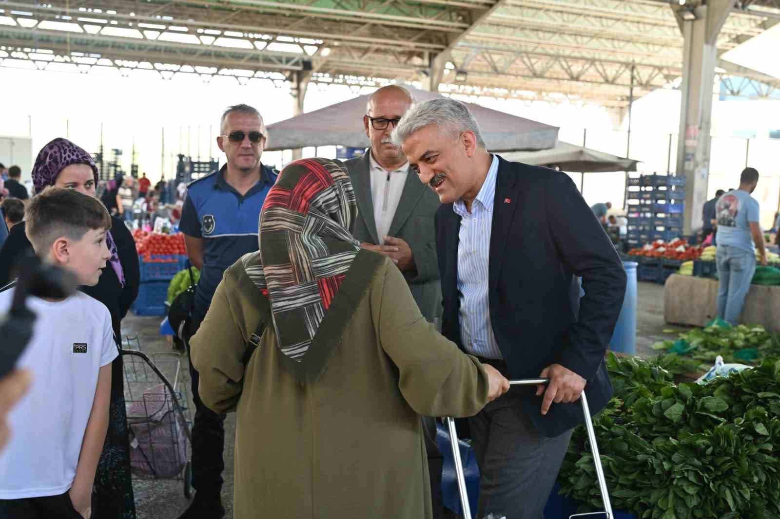 Kırıkkale Valisi Makas’tan pazarcı esnafına ziyaret
?v=1
