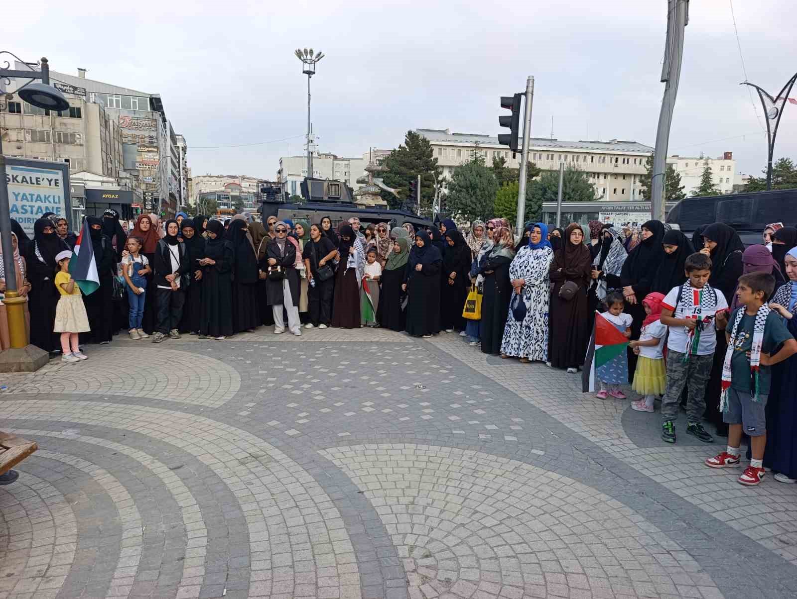 Van’daki STK’lardan  Gazze  çağrısı
?v=1