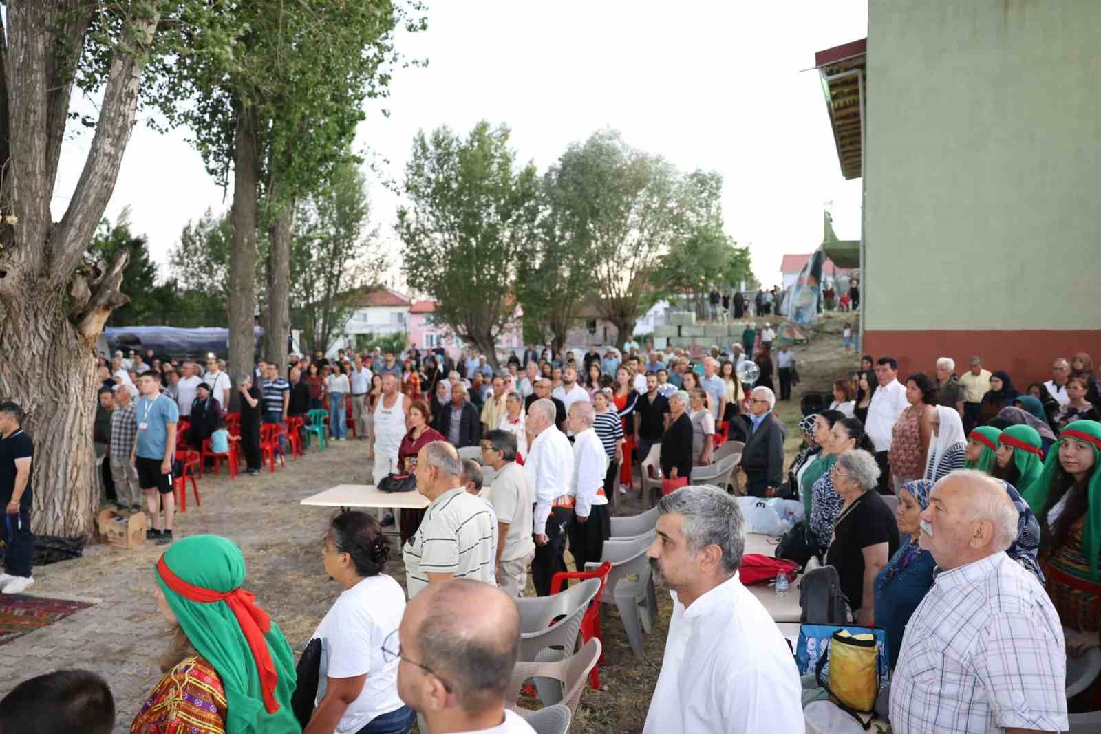 Selçik Köyü’nde Sarı Dede Sultan’a vefa
?v=1