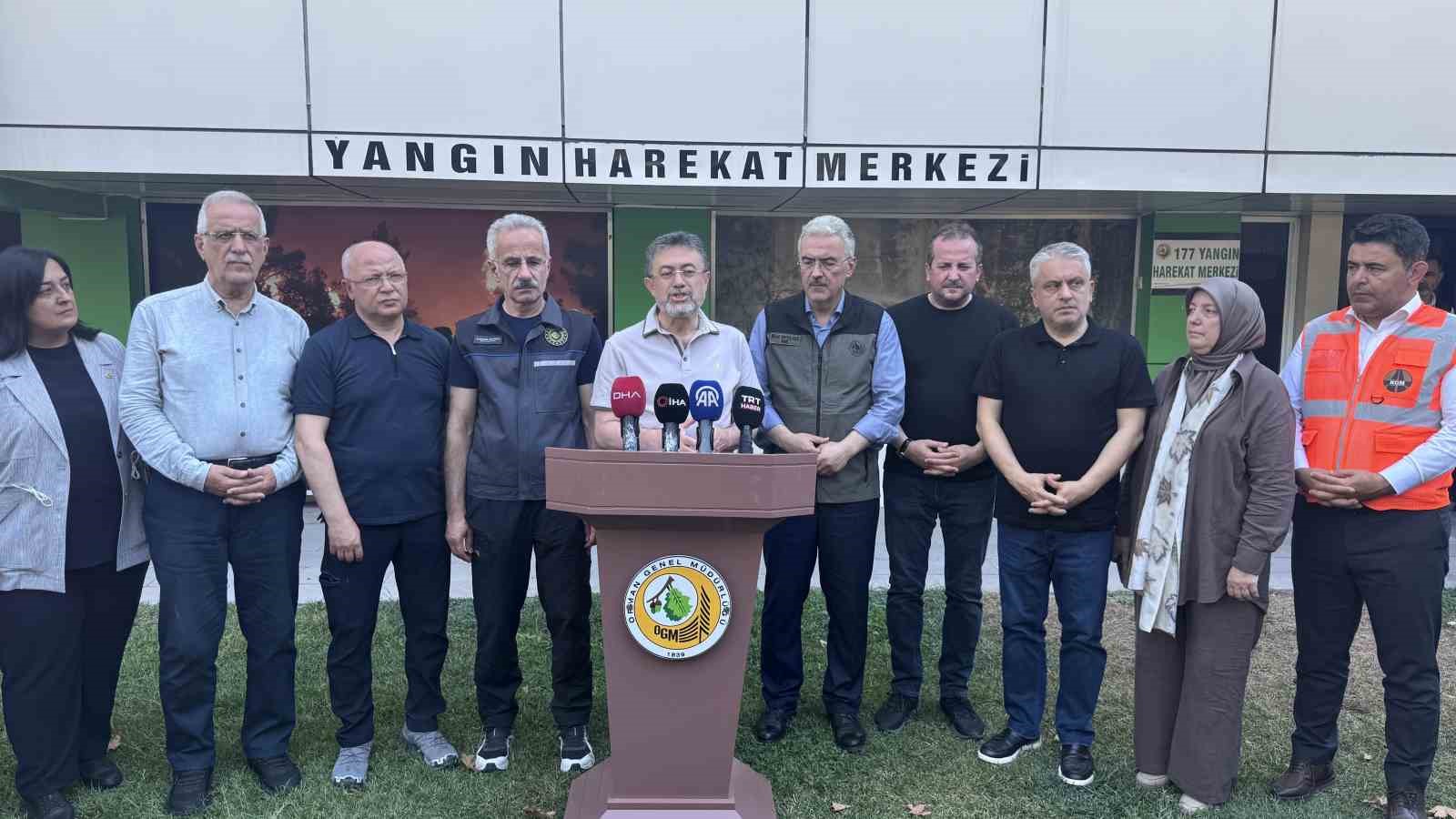 Bakan Yumaklı:  Bursa için akşam üstü güzel haberler verebiliriz 
?v=1