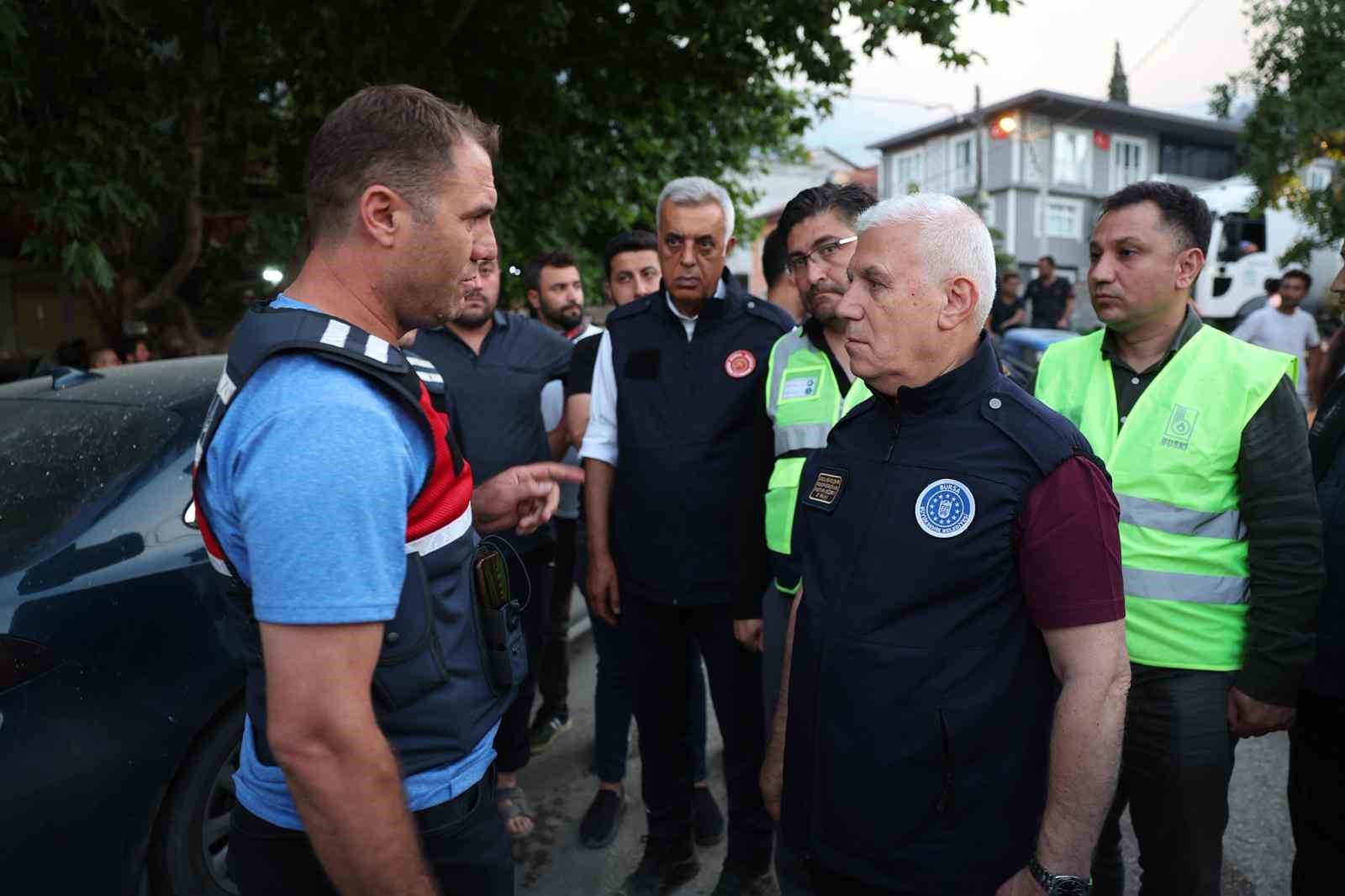 Başkan Bozbey’den yangın bölgesine ziyaret
?v=1