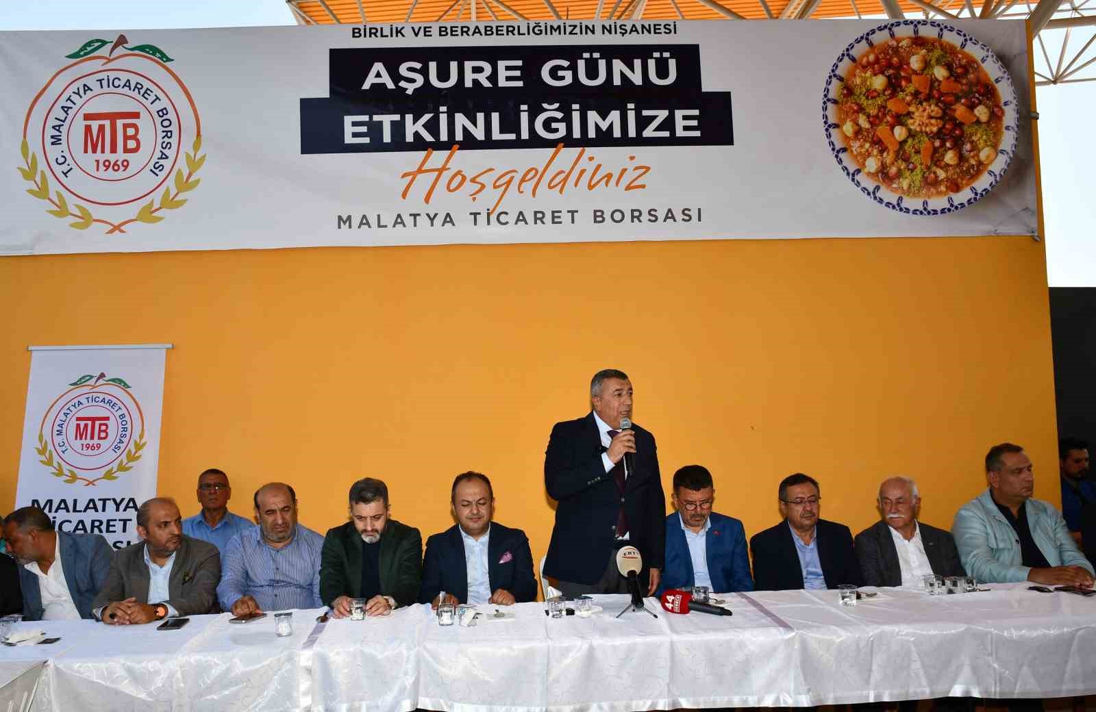 Malatya Ticaret Borsası’ndan aşure etkinliği
?v=1