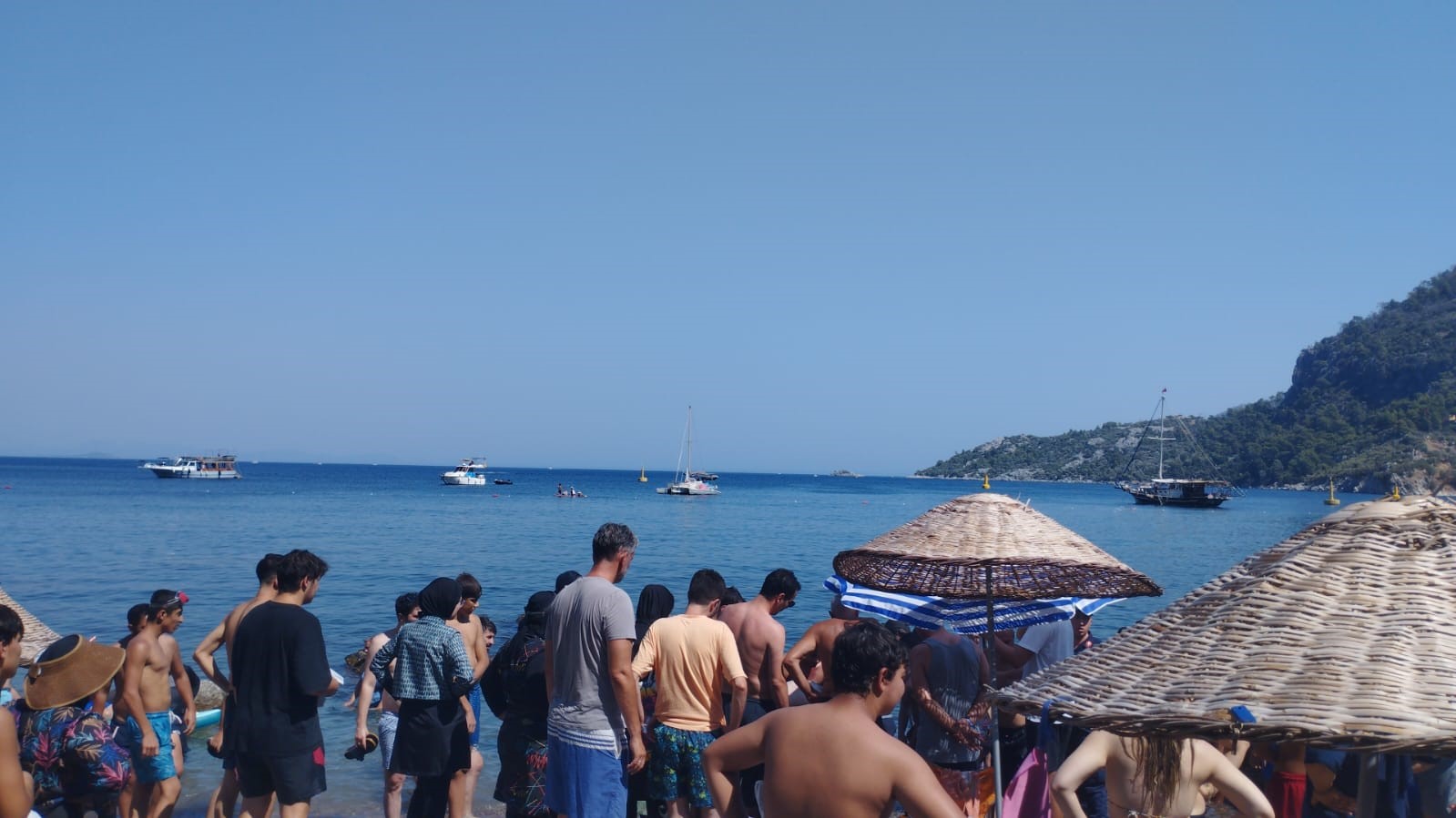 Denizde boğulan genç hayatını kaybetti
?v=1