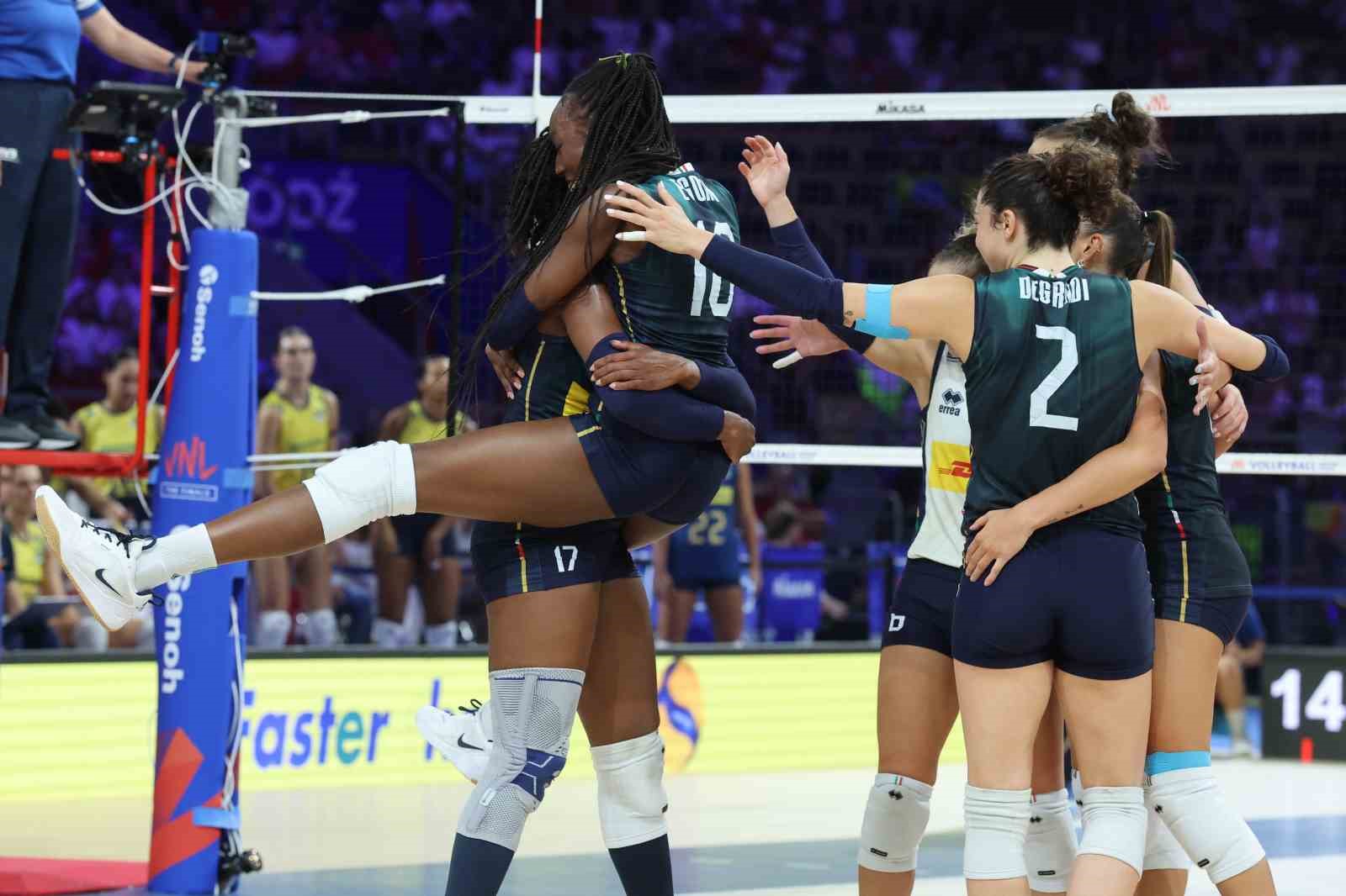 FIVB Milletler Ligi’nde şampiyon İtalya
?v=1