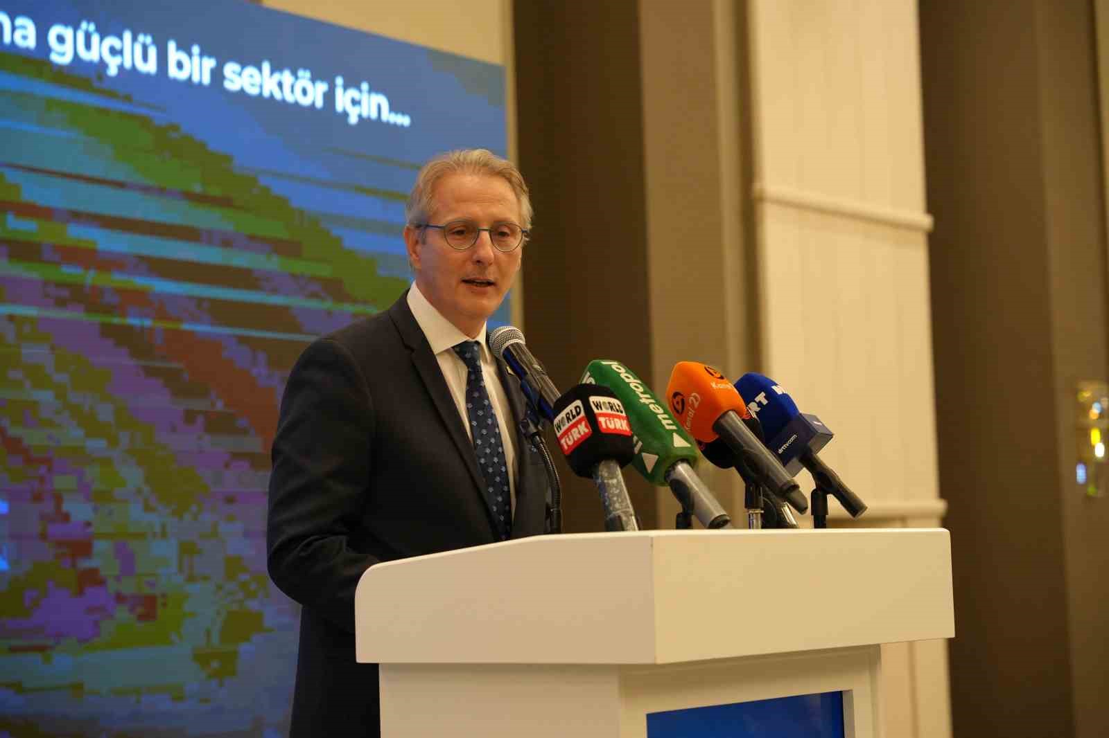 Ev tekstilinin merkezi Denizli’de projelerini anlatan TETSİAD Başkan Adayı Şahinler; “Bizim ağzımızdan çıkan söz senettir”
?v=1