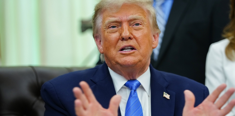 Trump'tan İsrail Saldırısına Tepki Beyrut'a Yönelik Saldırı Gerçekleşmemeliydi?v=1